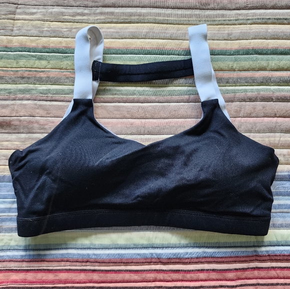 Born Primitive Moxie Sports Bra Size Large - Picture 3 of 5